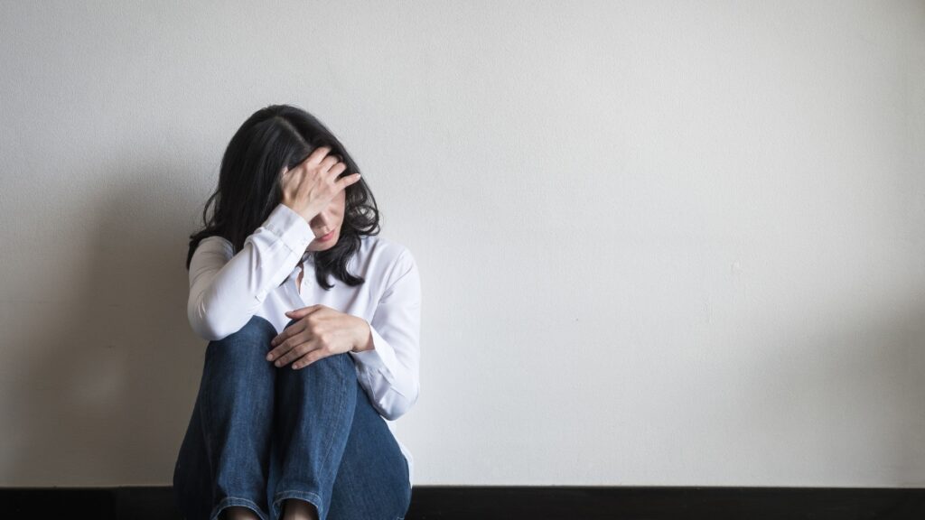 A woman decides to seek anxiety treatment in Tennessee.